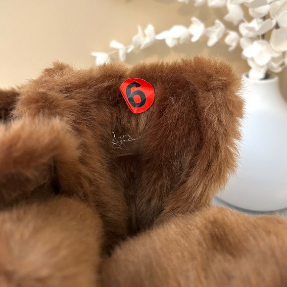 NWT Report Signature Lucinda Suede/Faux Fur Tan Tie Booties Size 6 - Picture 10 of 13